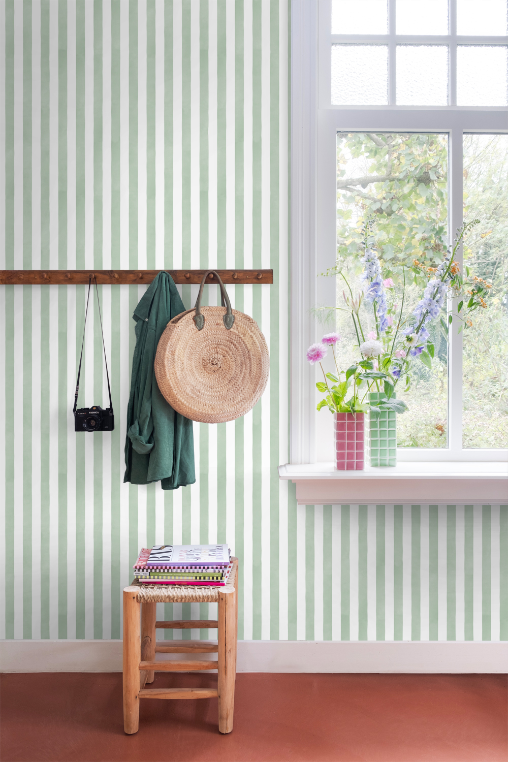 Wallpeper Stripes Green&White